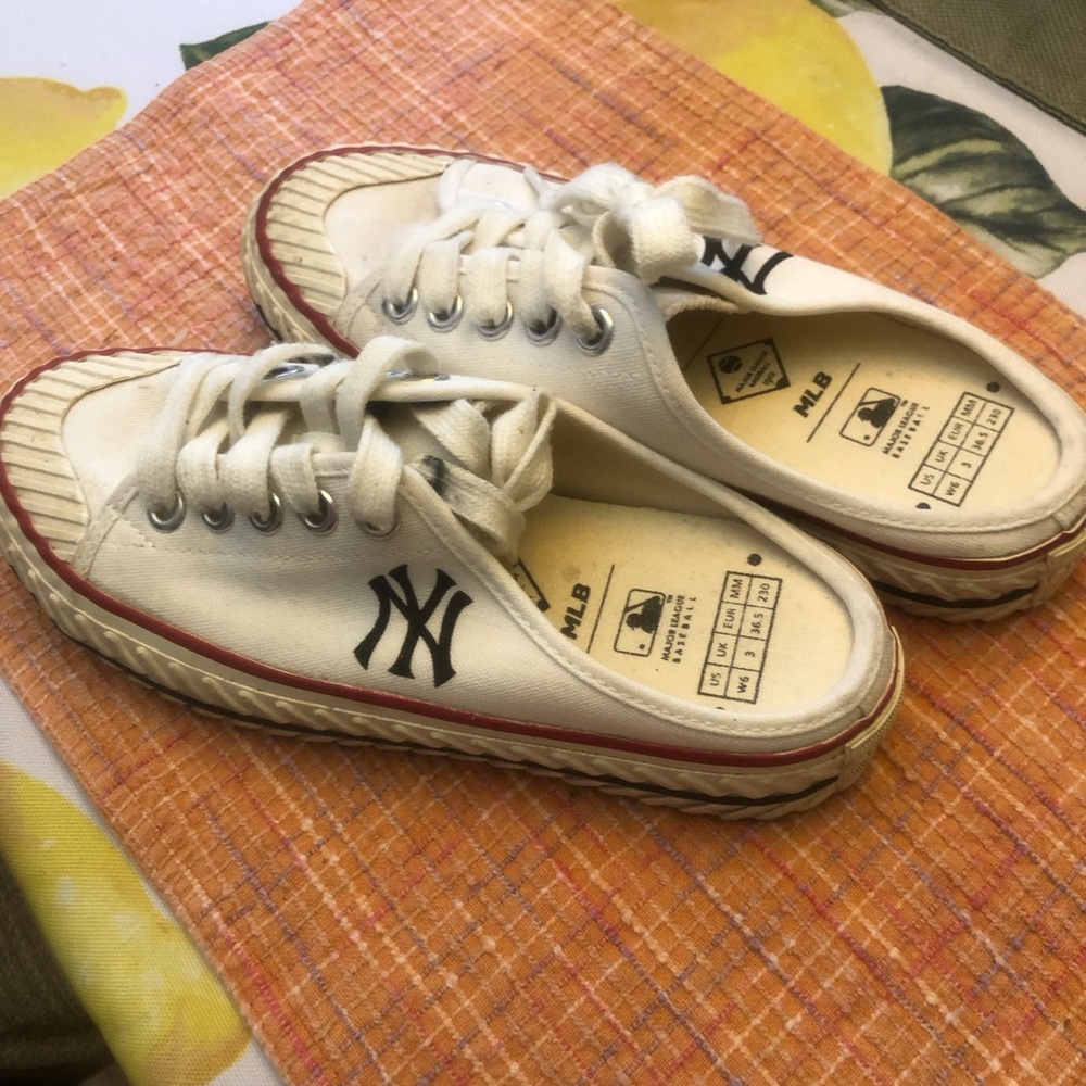 MLB White Canvas Slip-On Sneakers with Red Trim